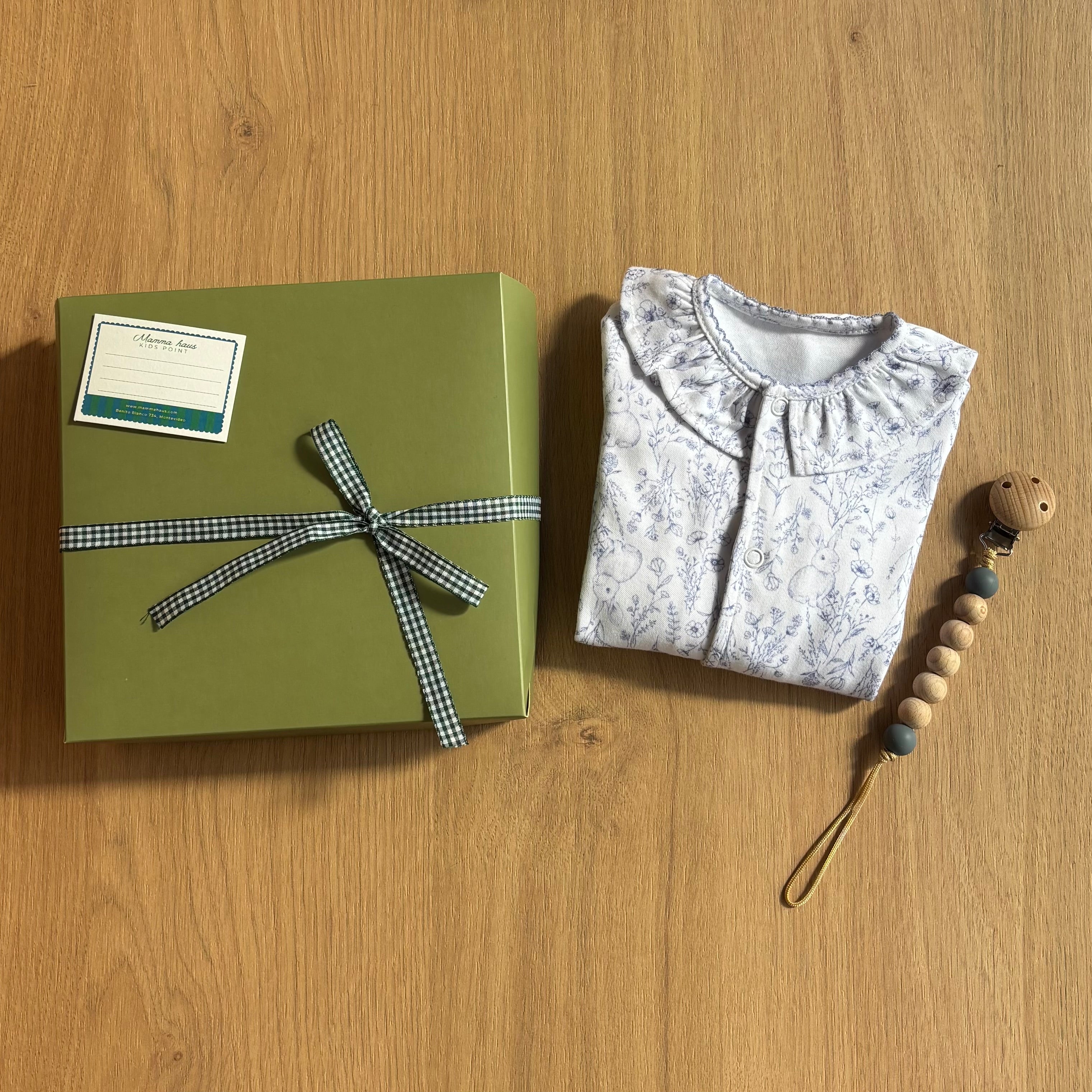 Box de nacimiento enterito