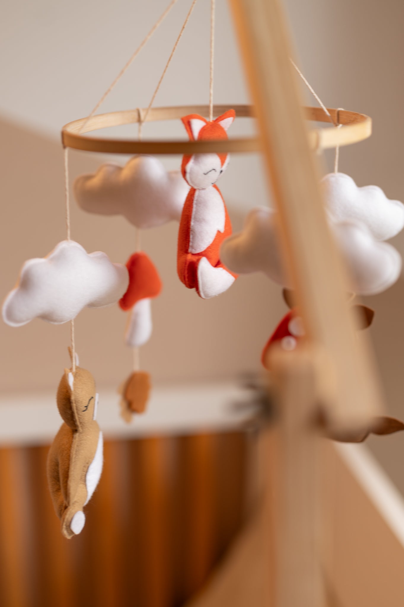 Móvil Animales del bosque con soporte