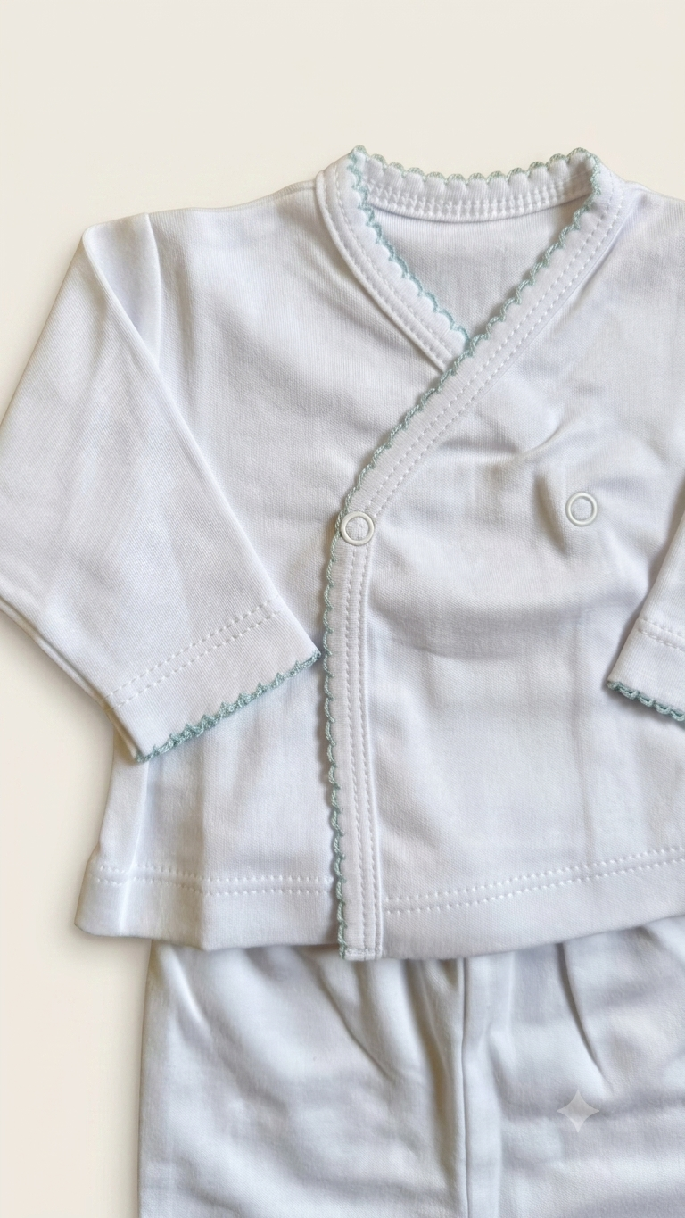 Set tres piezas 100% algodón pima blanco con picot celeste